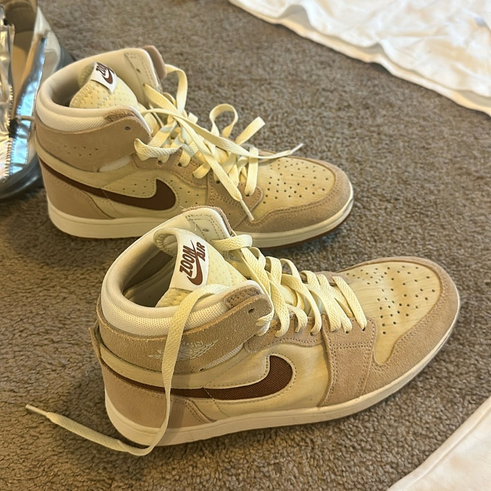 Nike high tops limited edition color